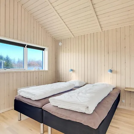3 Bedroom Lovely In Feriehus Tarm