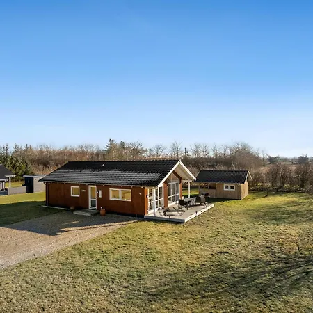 Feriehus 3 Bedroom Lovely In Tarm